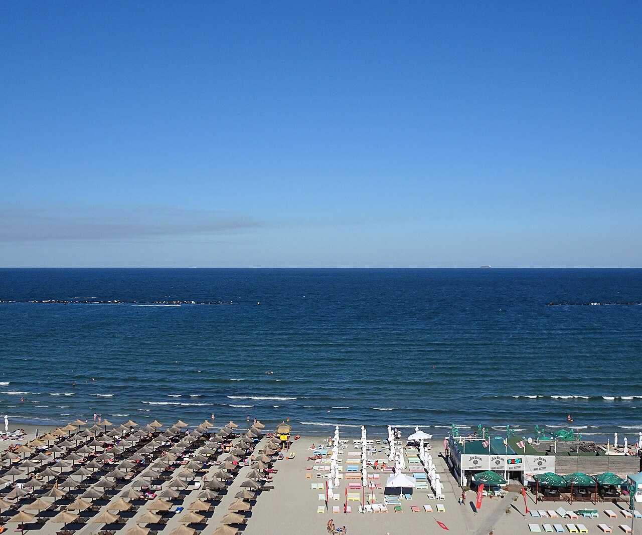 Plaja din Mamaia și Marea Neagră